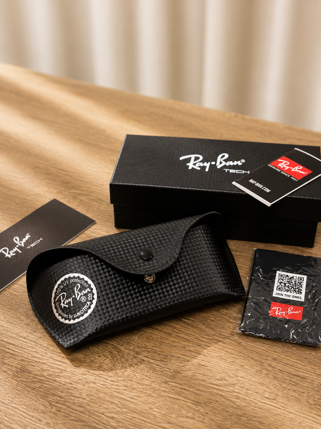 RayBan unisex sunglasses full set