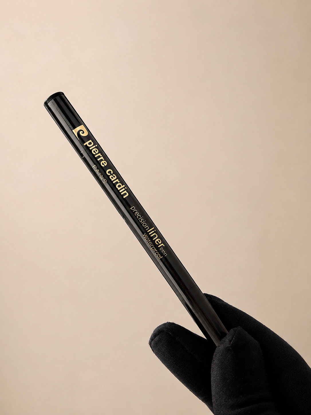 Pierre Cardin Precision Liner Pen, waterproof eyeliner.