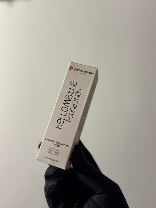 Pierre Cardin Paris Hello Matte Foundation