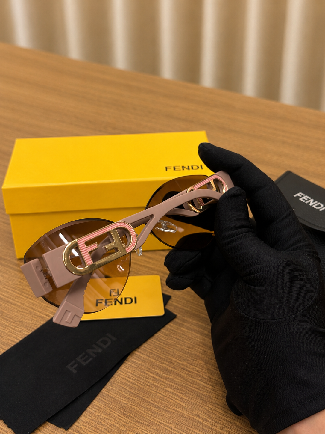 Fendi sunglasses full set
