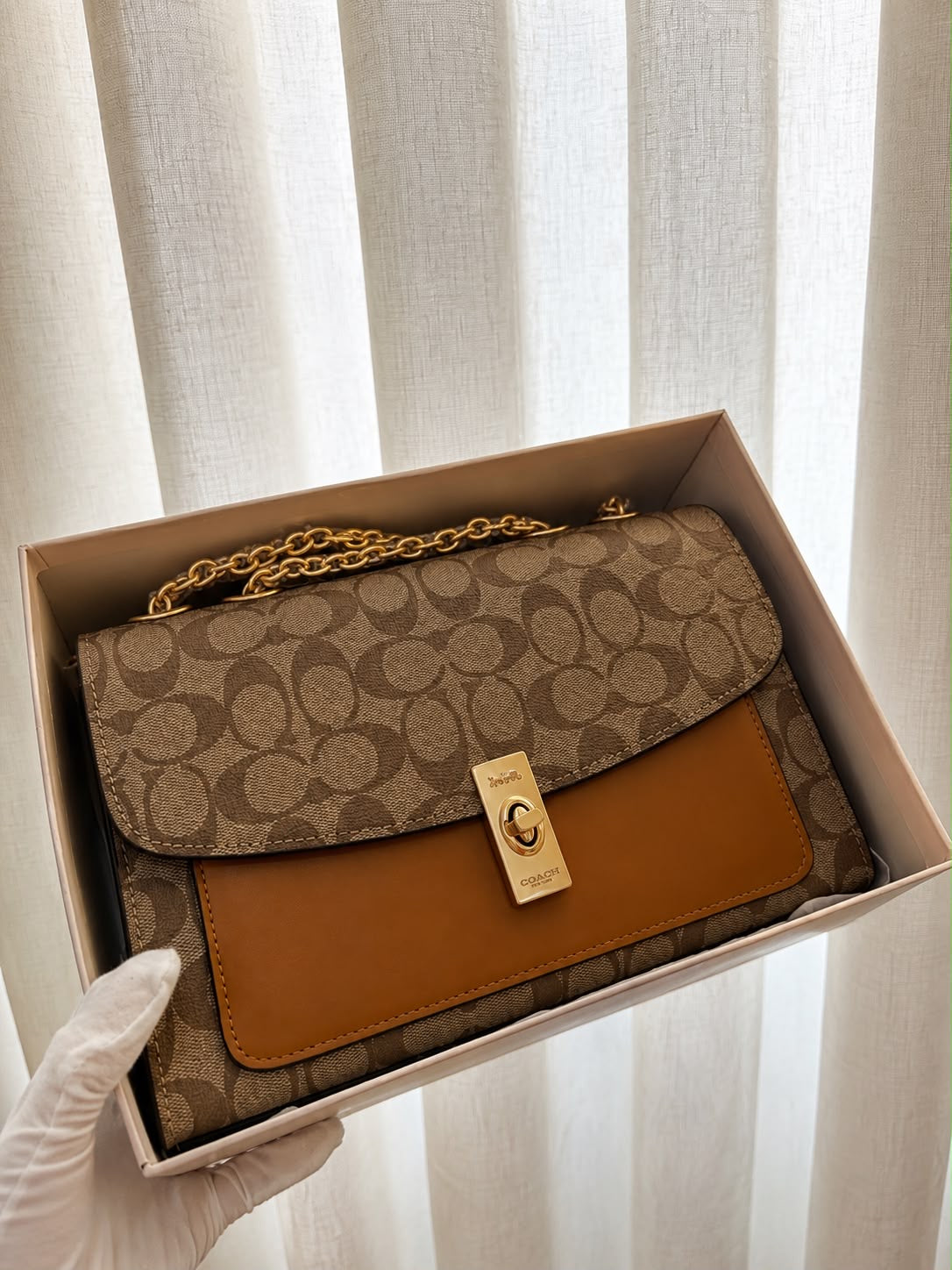 Coach Lane Shoulder Bag