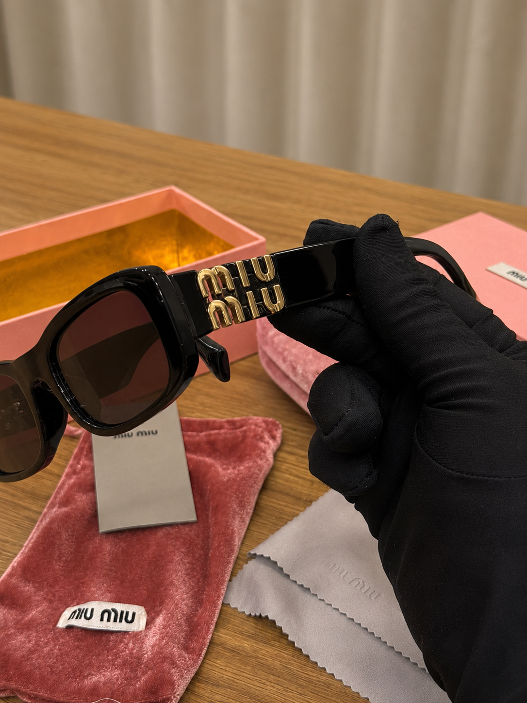 Miu Miu sunglasses full set