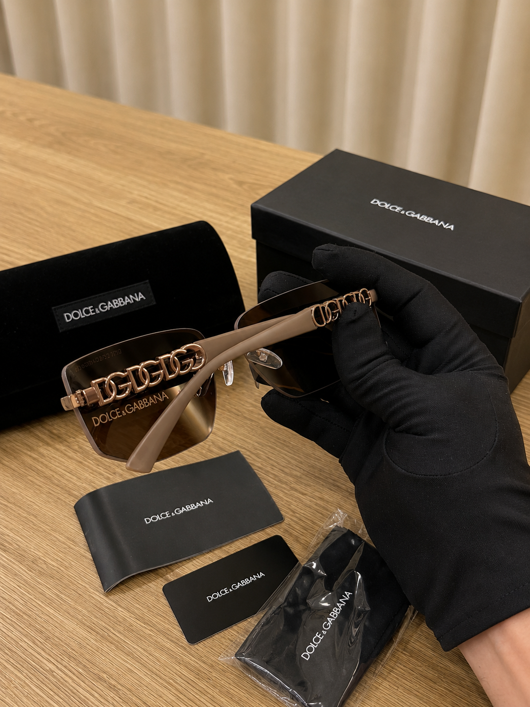 D&G sunglasses full set