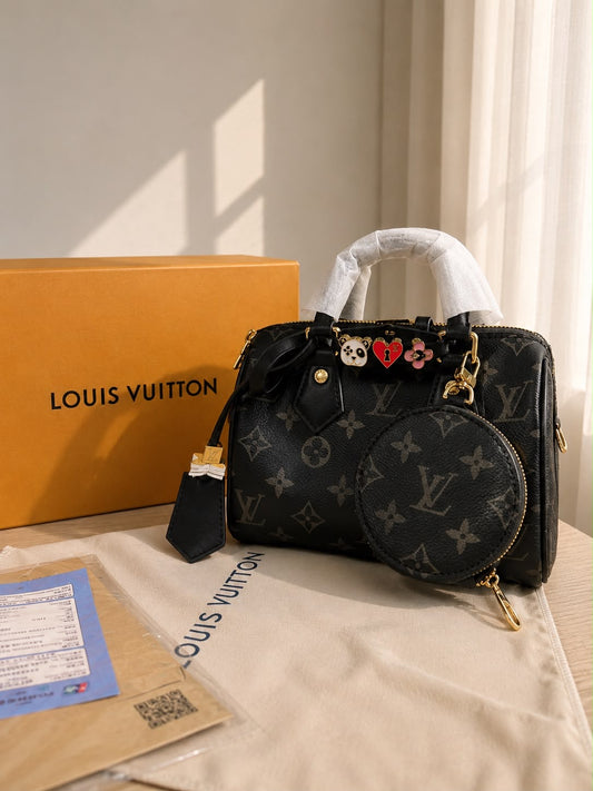 Louis Vuitton Speedy Bandoulière bag