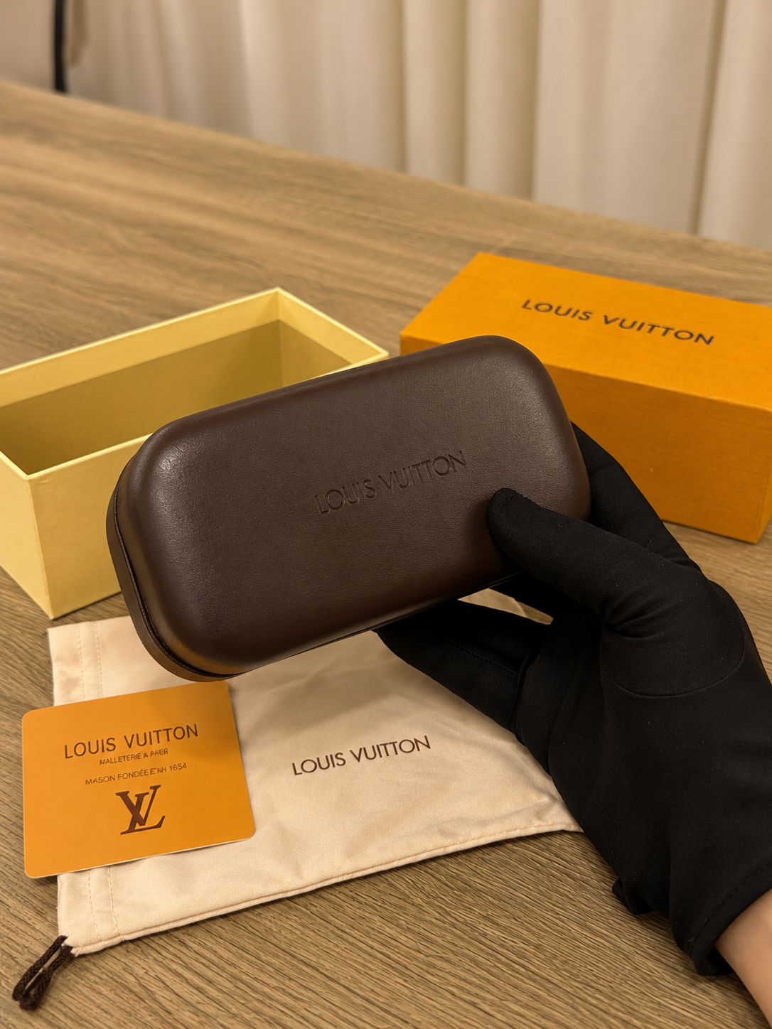 LV sunglasses full set
